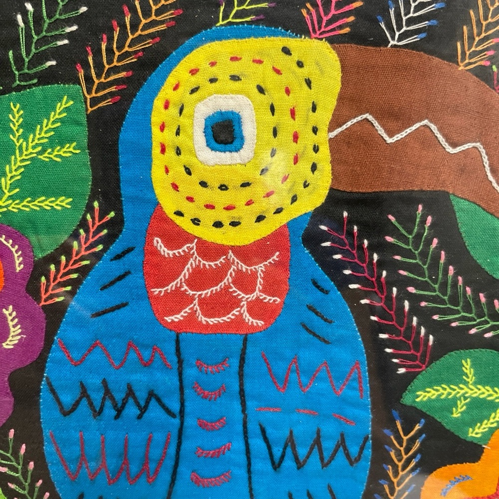 VTG Kuna Mola Folk embroidered Bird Fabric Art Framed @15x16” wooden frame - Picture 2 of 12